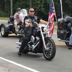 Meet your Posher, Cliff